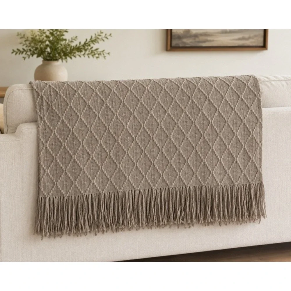 Pottery Barn Textured Diamond Knit Throw Blanket Taupe Neutral Fringe 50x60